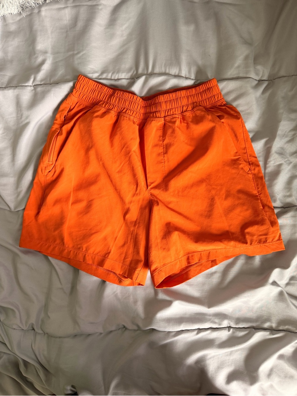 LULULEMON PACE BREAKERS XS